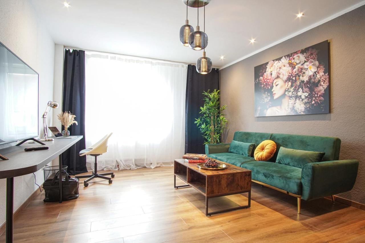 Apartment I Wi-Fi I Parkplatz I Balkon Essenfusion Esterno foto