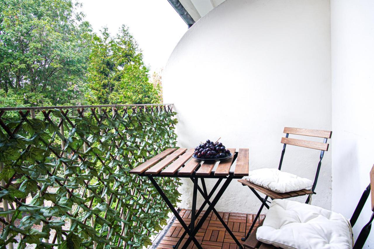 Apartment I Wi-Fi I Parkplatz I Balkon Essenfusion Esterno foto