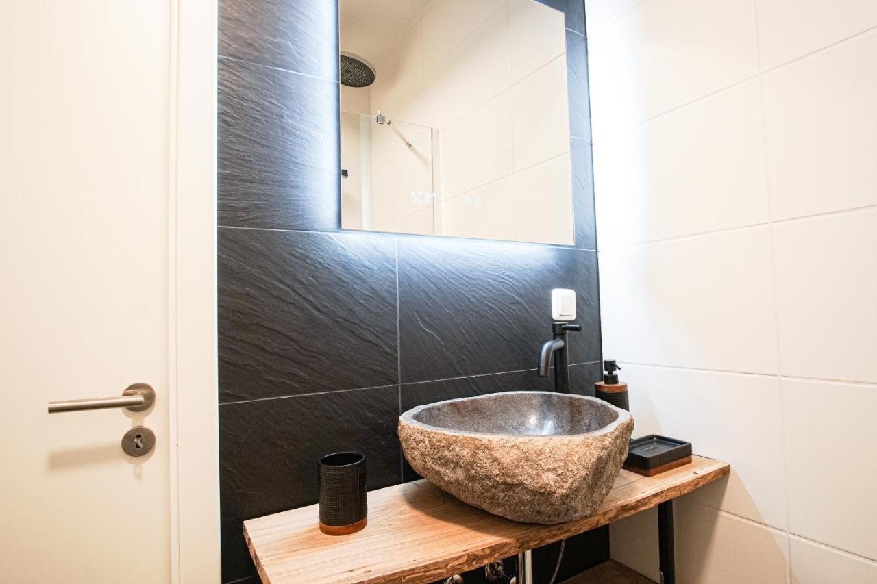 Apartment I Wi-Fi I Parkplatz I Balkon Essenfusion Esterno foto