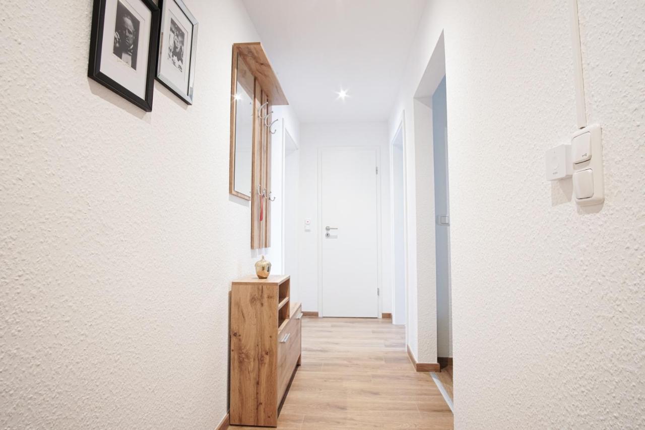 Apartment I Wi-Fi I Parkplatz I Balkon Essenfusion Esterno foto